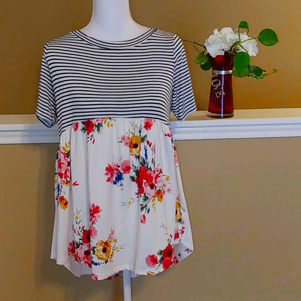 White Birch Super Soft Floral Striped Tunic